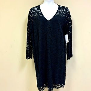 Plus size Karen Kane black dress